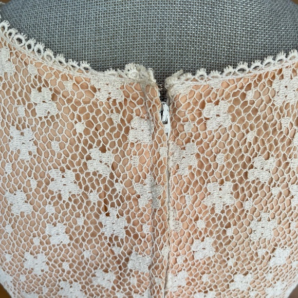 Vintage VICTOR COSTA Cream Lace Sleeveless Long Dress, Size S/M - Picture 6 of 15